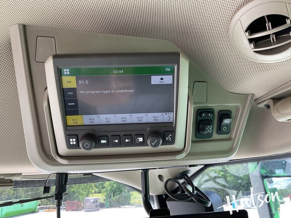 Photo of 2025 John Deere S7 700