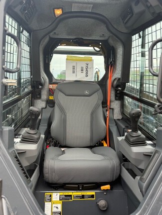 2025 John Deere 335P-4