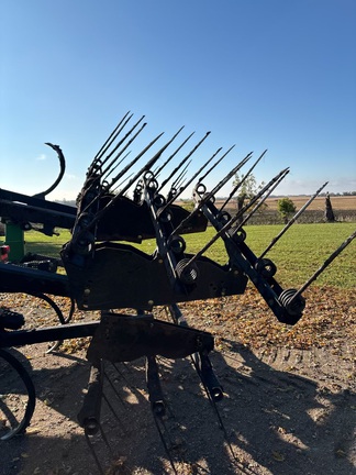 2008 John Deere 2410 - Photo3