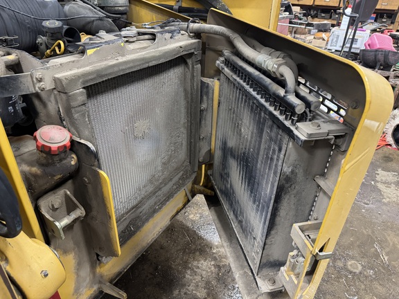 2005 John Deere 317 - Photo11