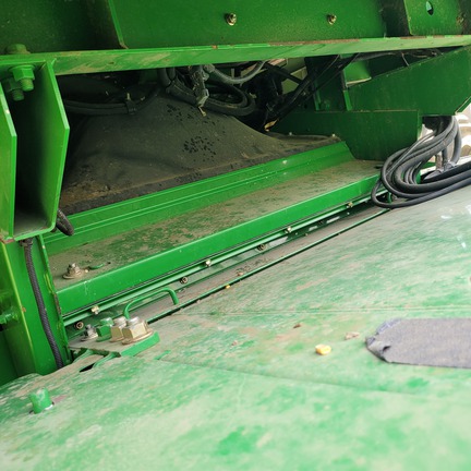 2008 John Deere 9570 STS (13th thumbnail)
