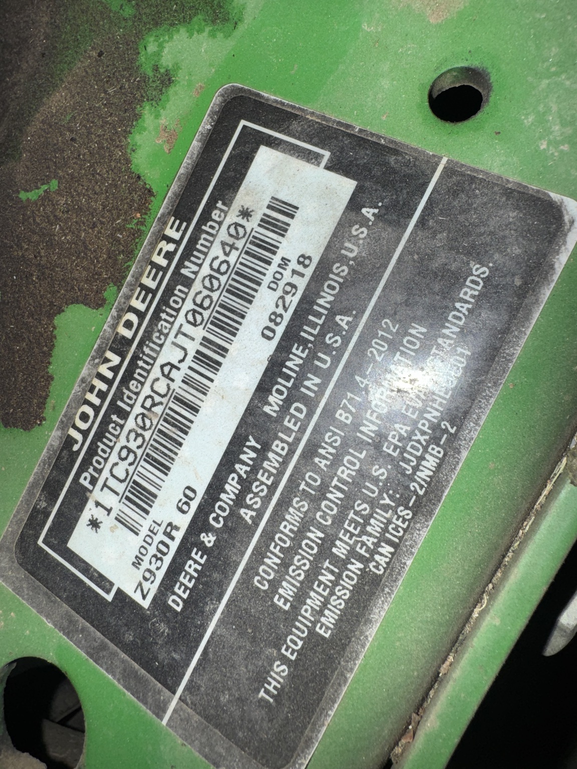 2018 John Deere Z930R Image 6