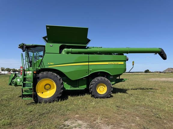 2024 John Deere S780 - Photo6