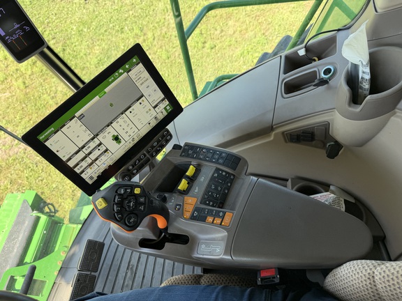 2024 John Deere S780 - Photo41