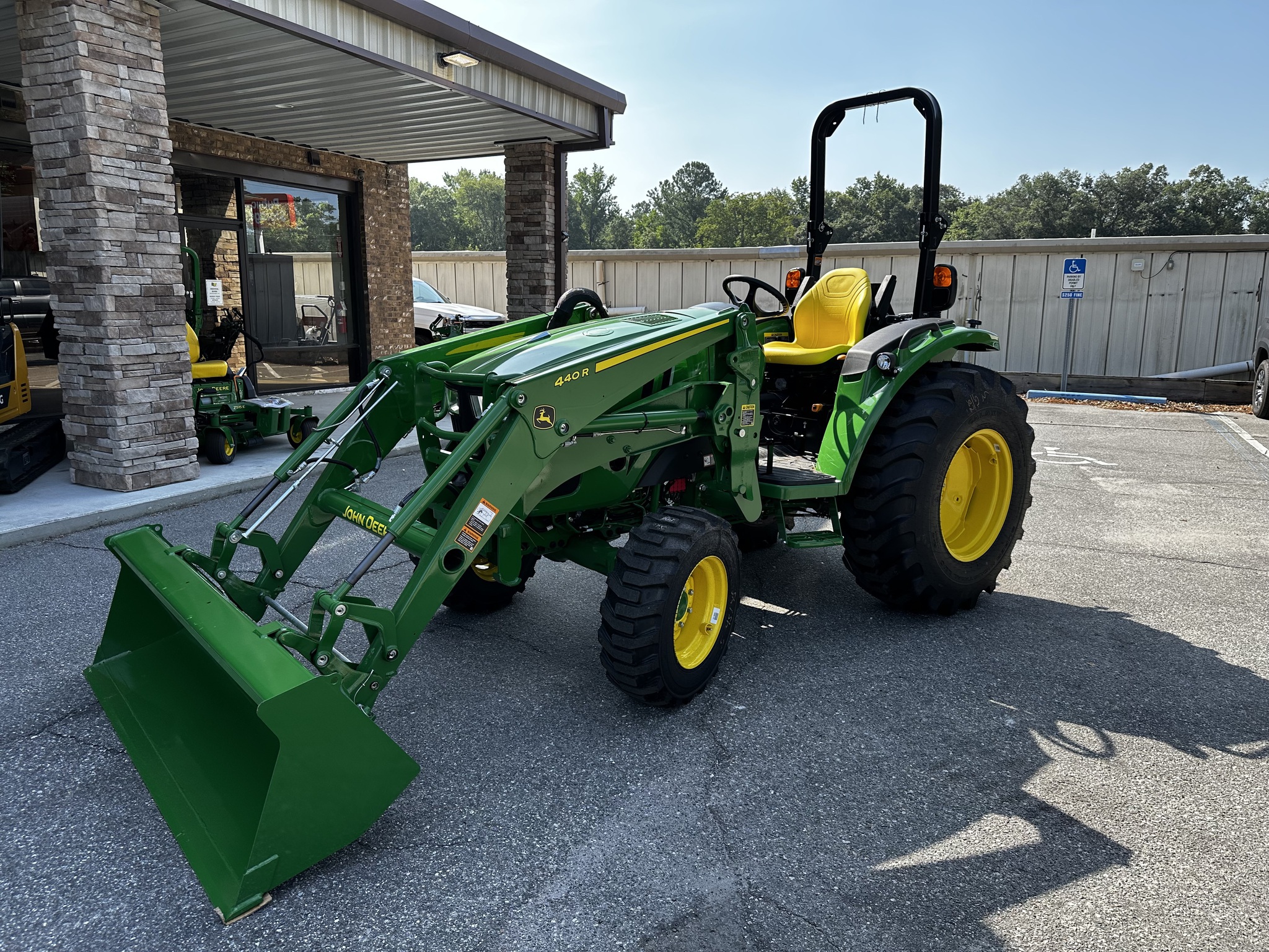 2025 John Deere 4052R Image 1