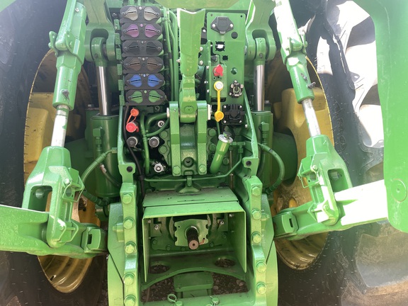 2025 John Deere 8R 410 - Photo7