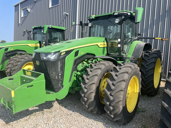 2025 John Deere 8R 410 - Photo11