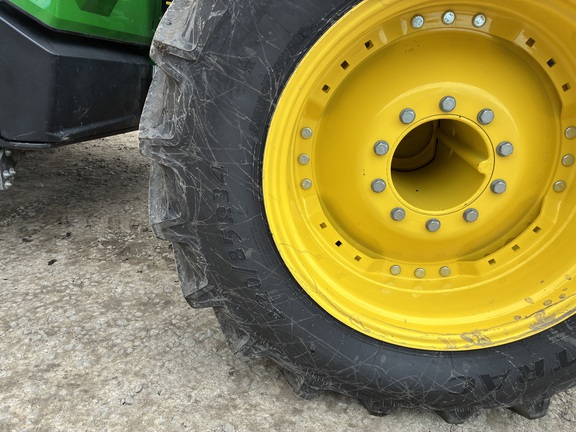 2025 John Deere 8R 410 - Photo14