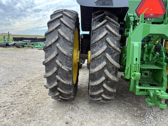 2025 John Deere 8R 410 - Photo26