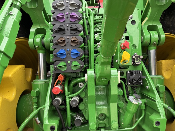 2025 John Deere 8R 410 - Photo28