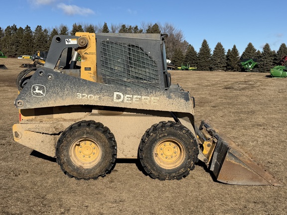 2014 John Deere 320E - Photo2