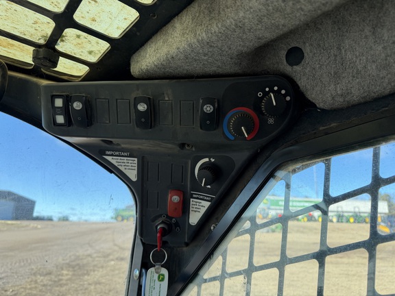 2014 John Deere 320E - Photo22