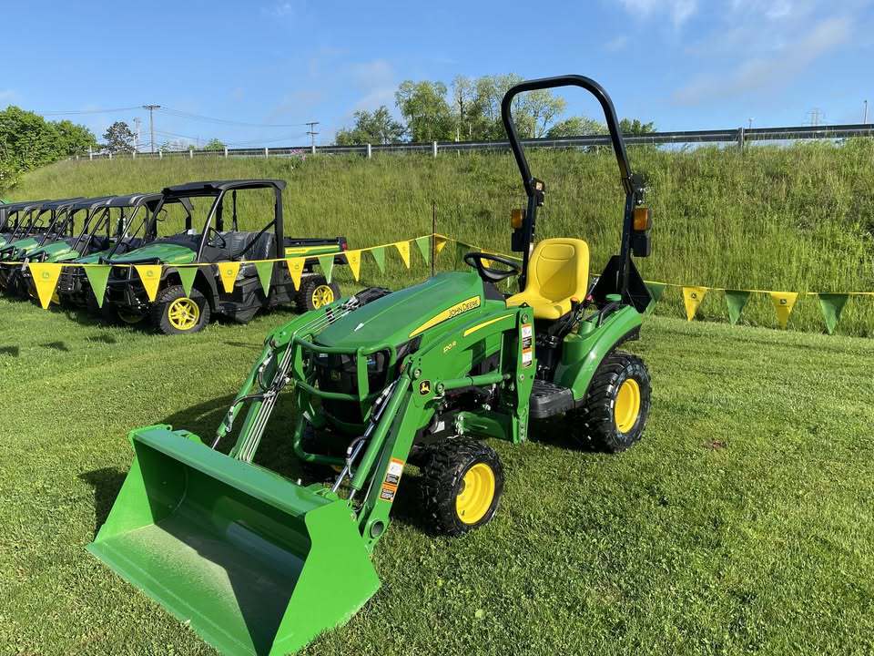 2025 John Deere 1023E Image 1