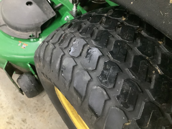 Photo of 2023 John Deere Z930M