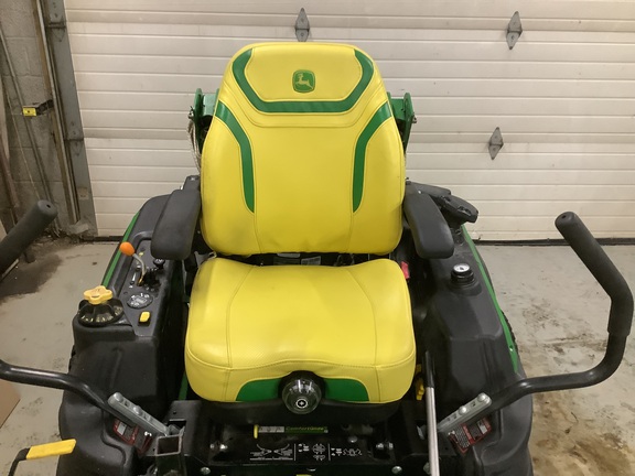 Photo of 2023 John Deere Z930M