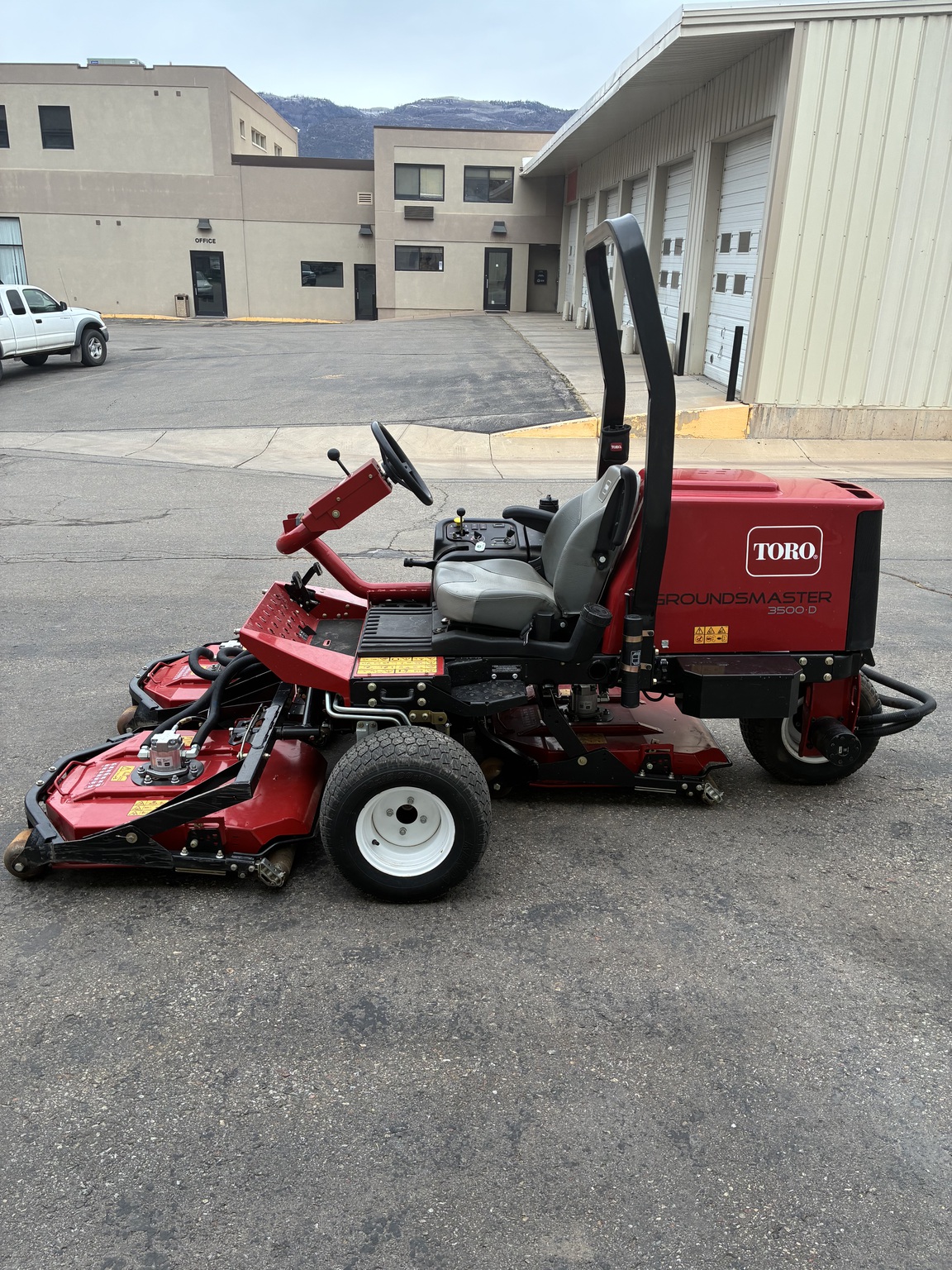 2021 Toro GROUNDSMASTER 3500D Image 6