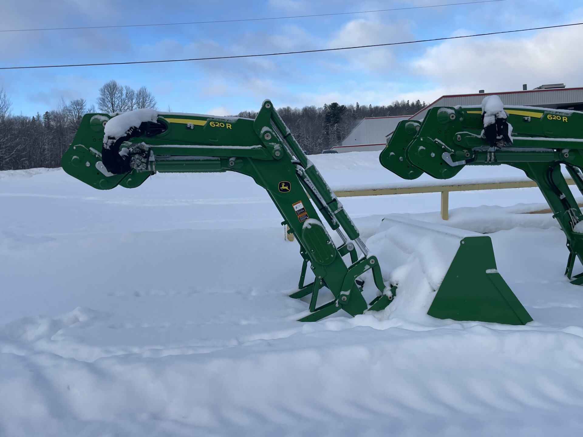 2023 John Deere 620R Image 1