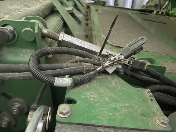 Used 2013 John Deere S670 Combines at Horizon Ag & Turf in St. Paul, AB - Photo15