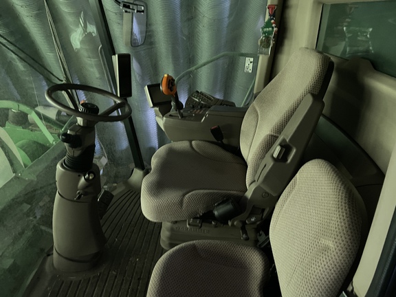 Used 2013 John Deere S670 Combines at Horizon Ag & Turf in St. Paul, AB - Photo20