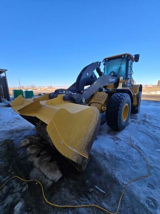 Photo of a 2023 John Deere 624P
