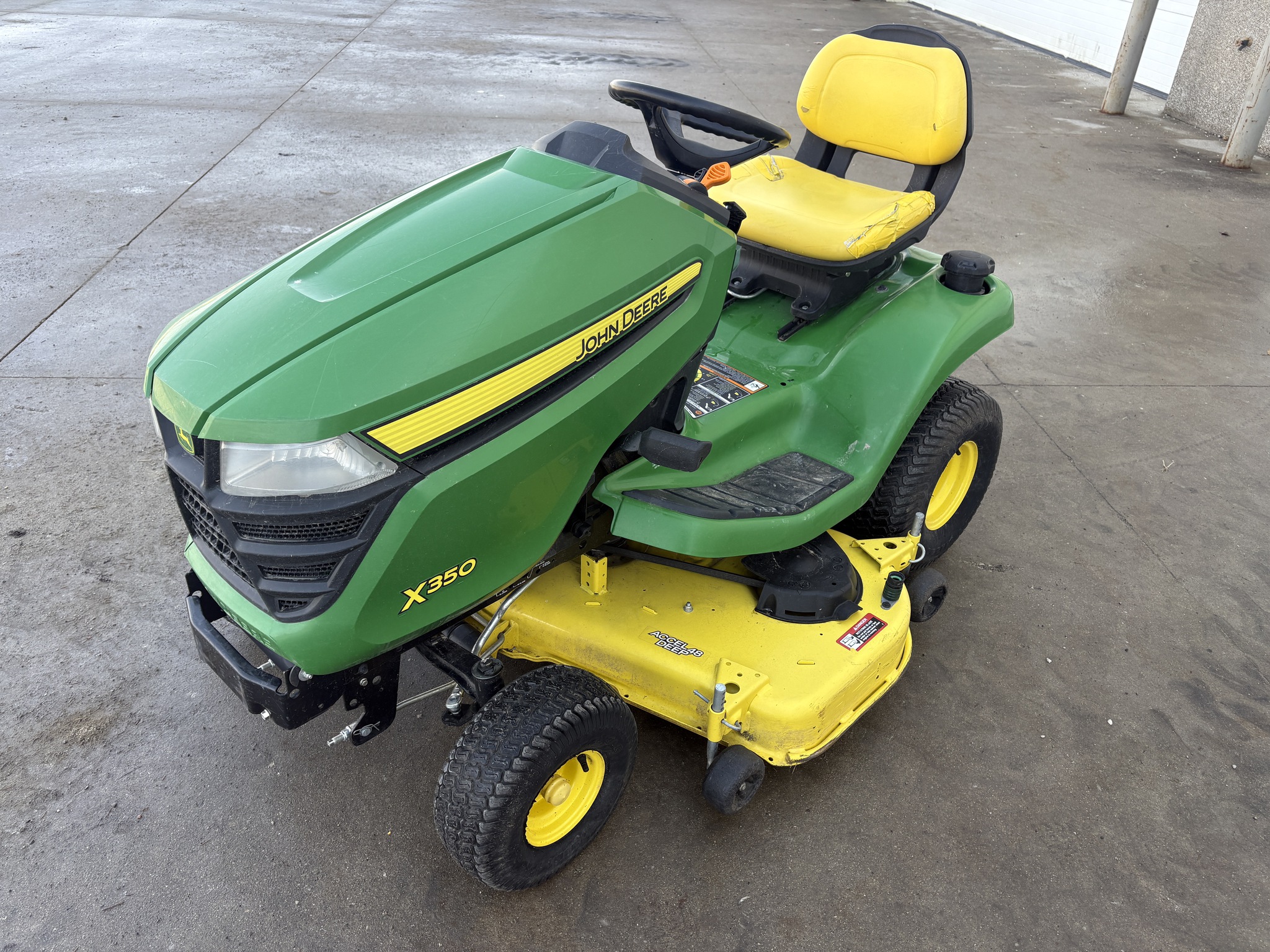 2018 John Deere X350 Image 7
