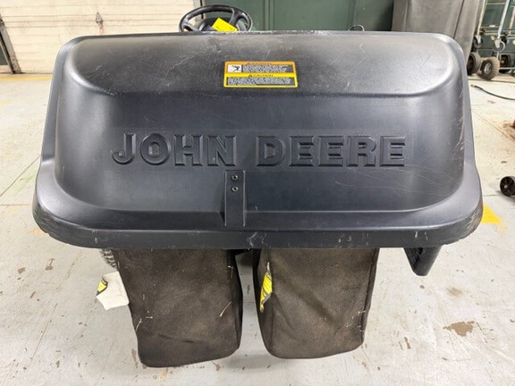Photo of 2008 John Deere X304