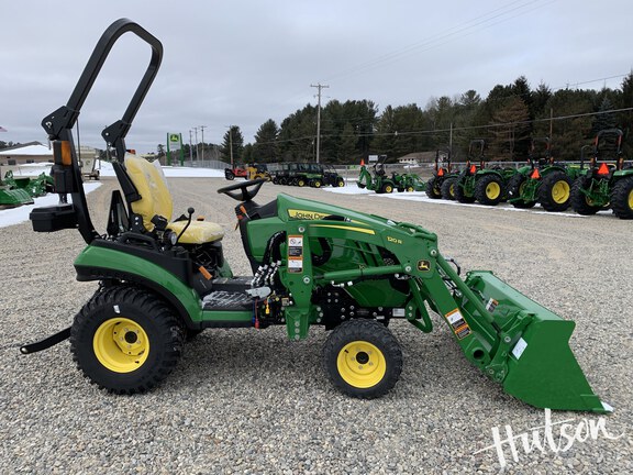 Photo of 2025 John Deere 1025R