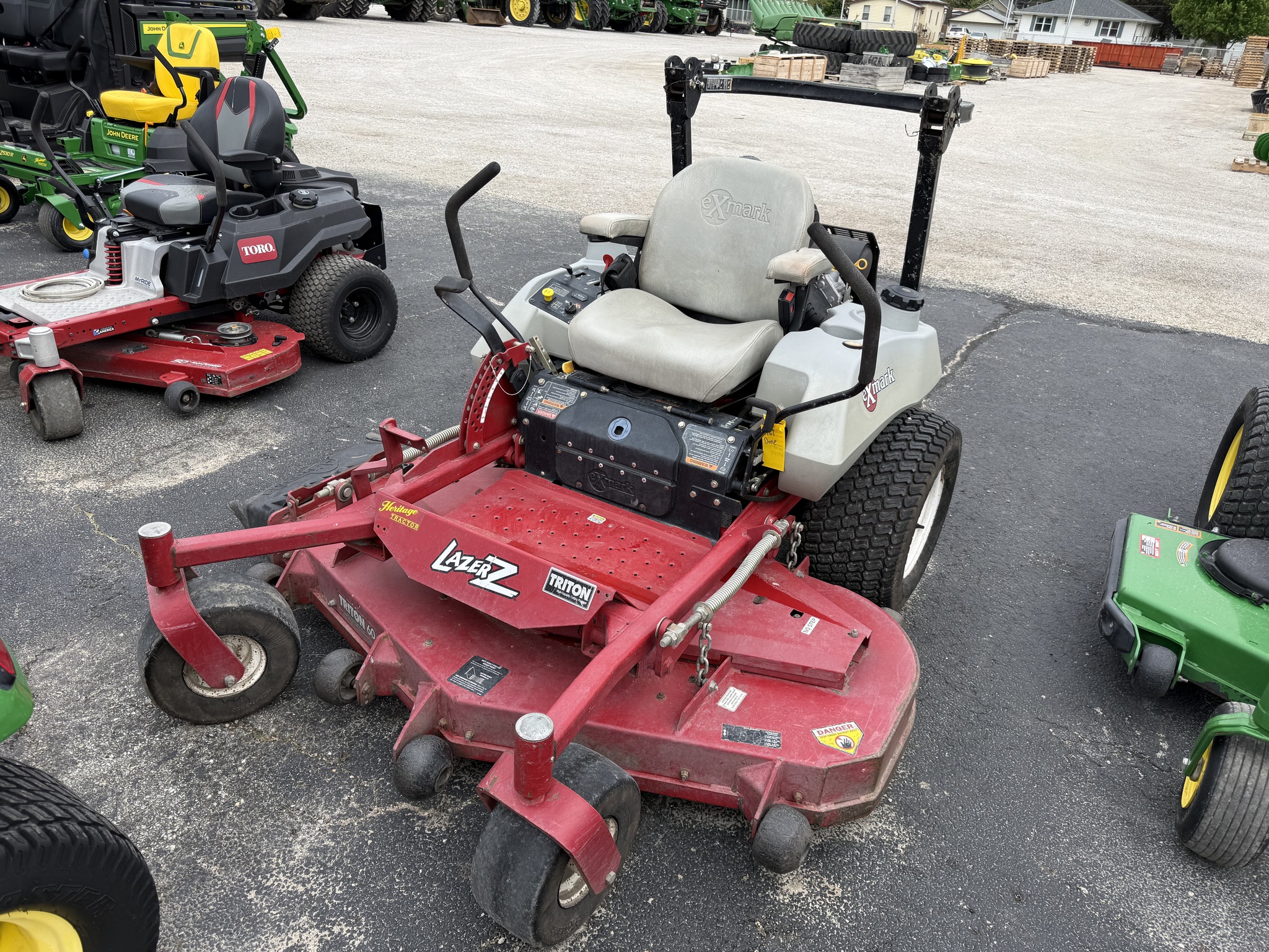  2007 Exmark LZ31BV605 at Heritage Tractor in Pontiac, IL