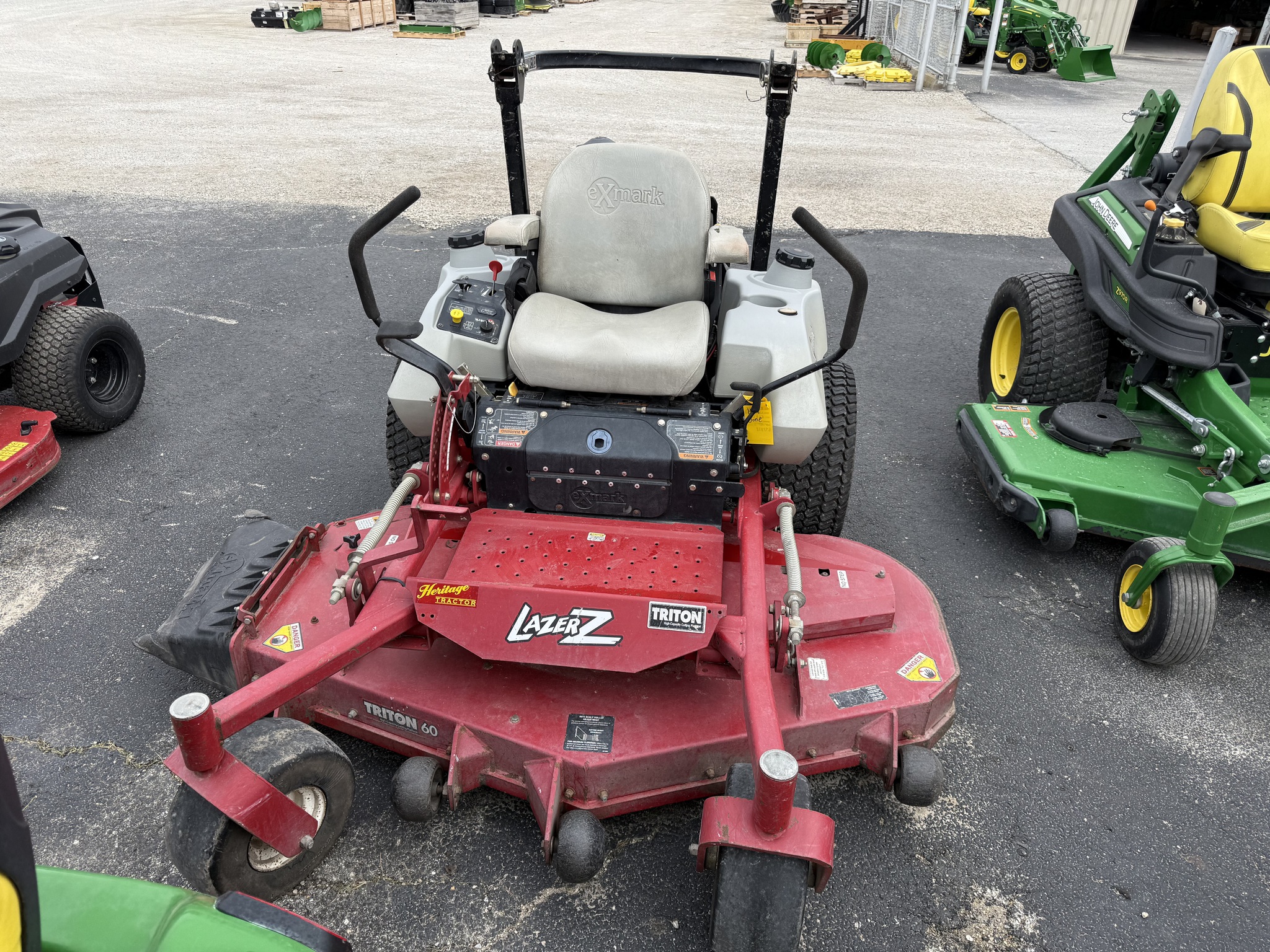  2007 Exmark LZ31BV605 at Heritage Tractor in Pontiac, IL