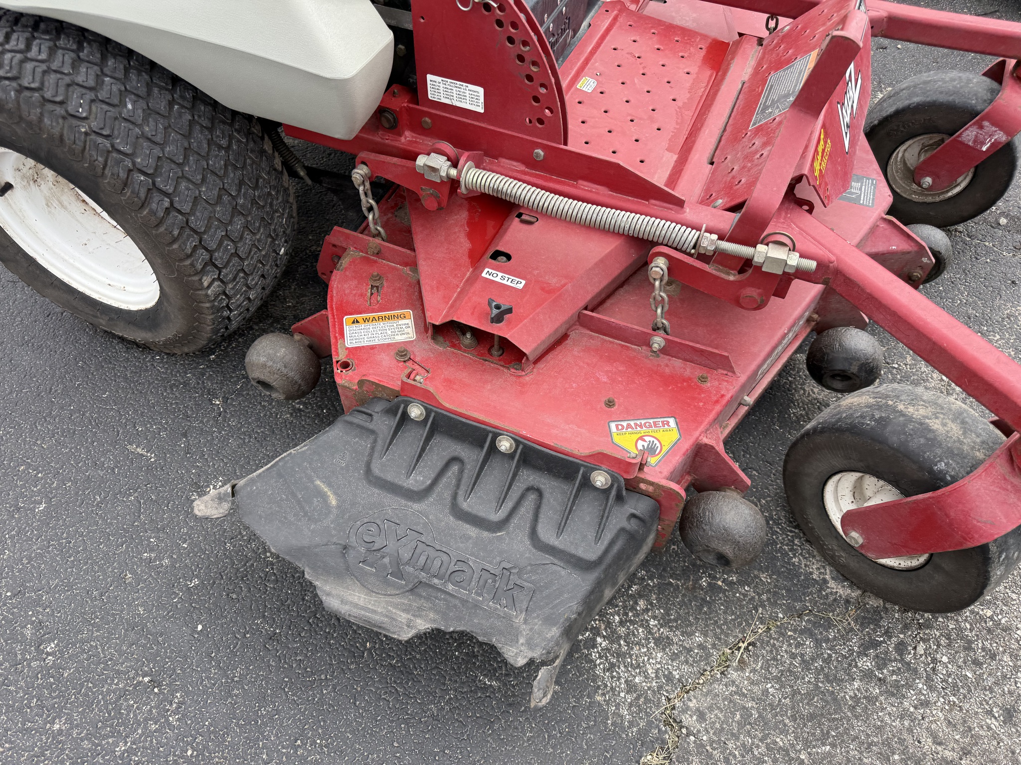  2007 Exmark LZ31BV605 at Heritage Tractor in Pontiac, IL