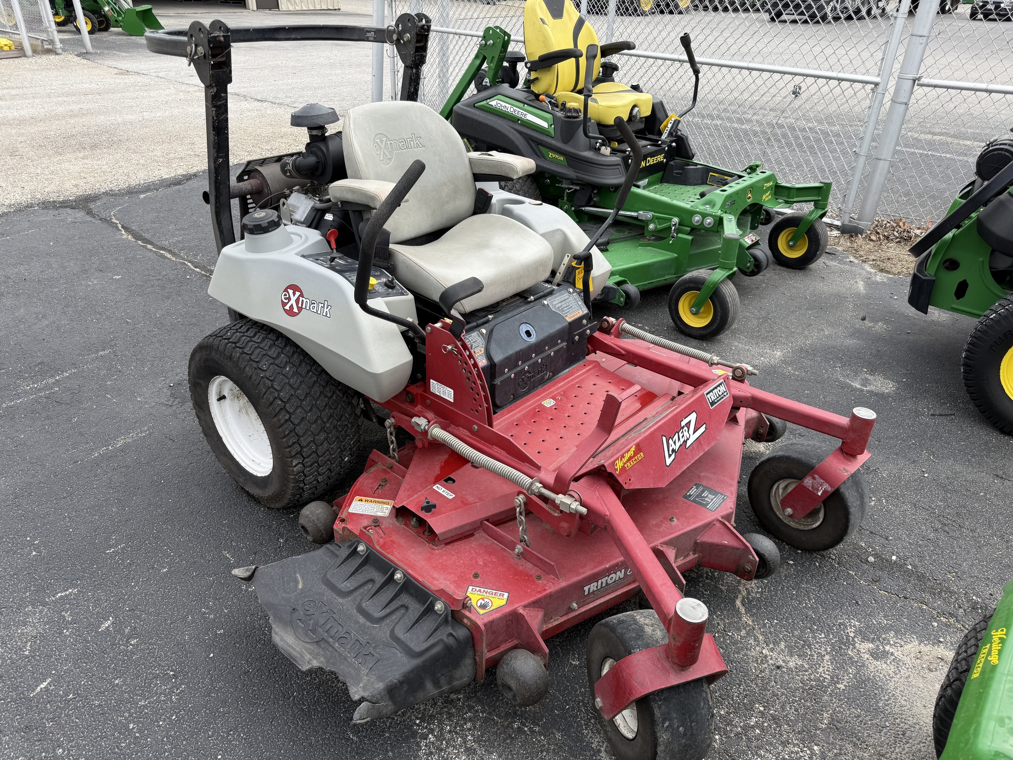  2007 Exmark LZ31BV605 at Heritage Tractor in Pontiac, IL