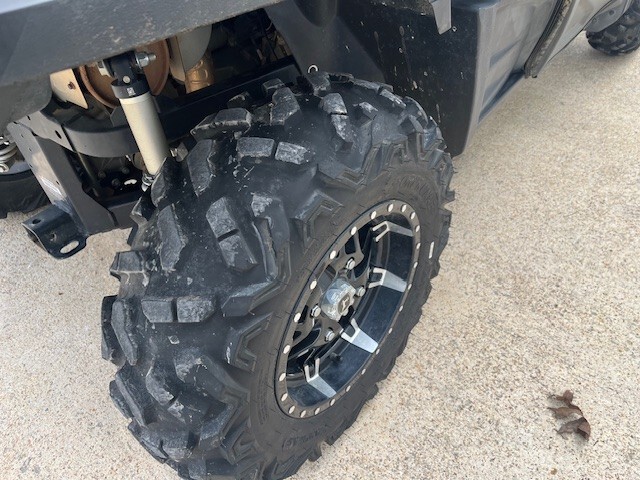  2019 John Deere 4X4 at Heritage Tractor in West Plains, MO