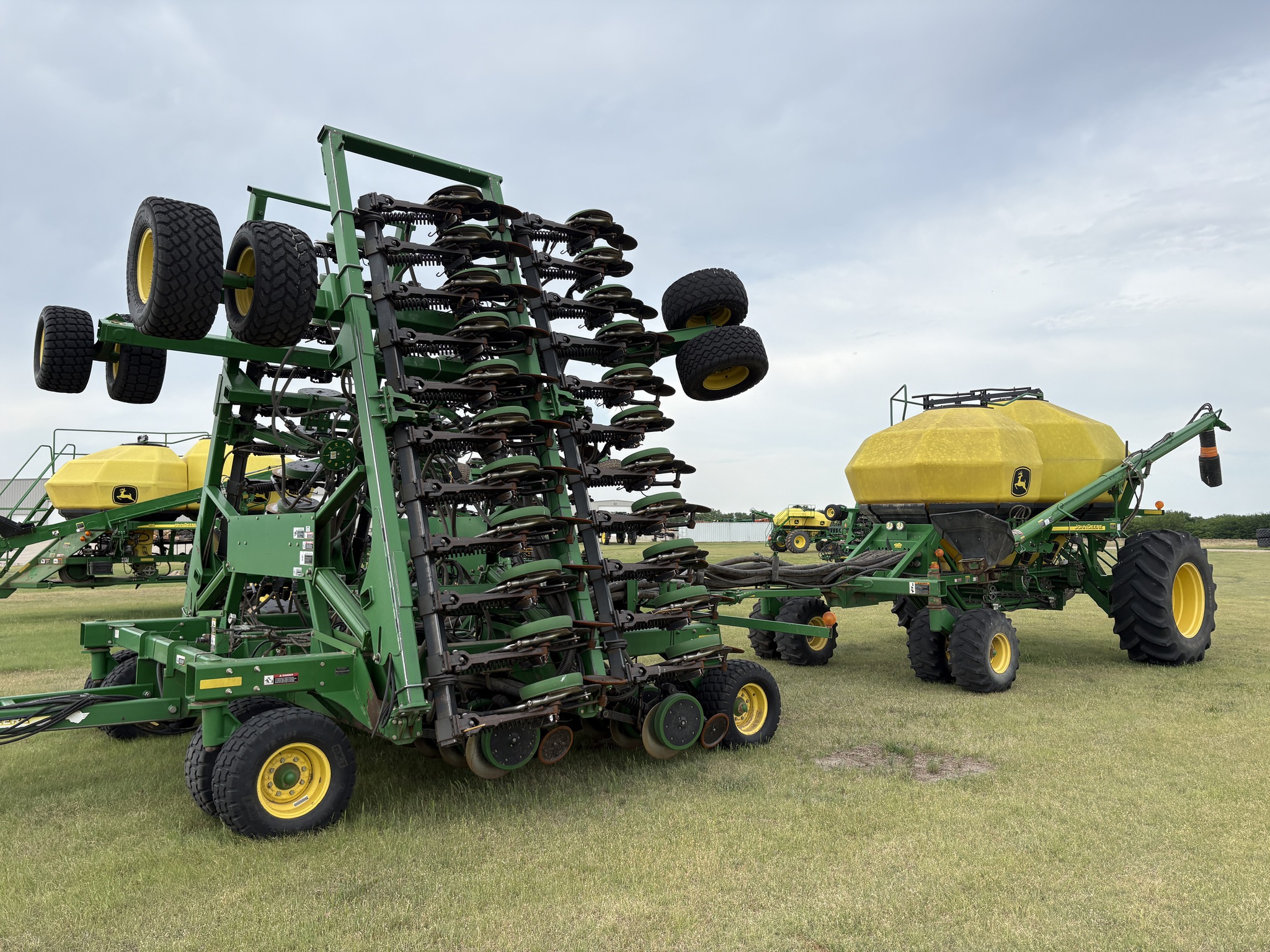 2009 John Deere 1890 Image 3
