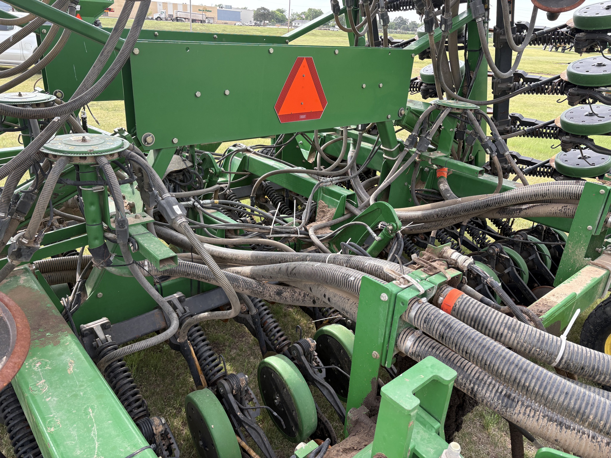 2009 John Deere 1890 Image 17