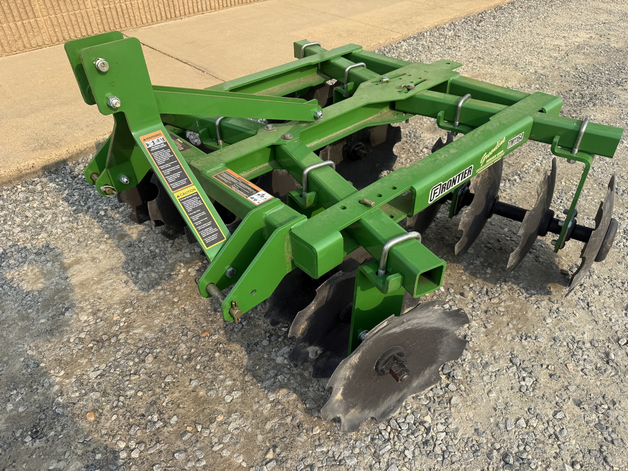 2023 Frontier TM1164 Image 2