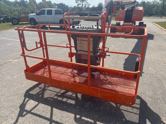 2017 JLG 860SJ-8