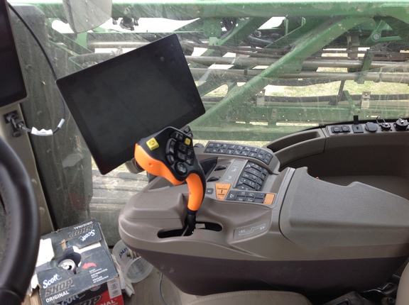Photo of 2025 John Deere 410R