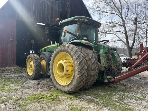 Photo of 2014 John Deere 8335R