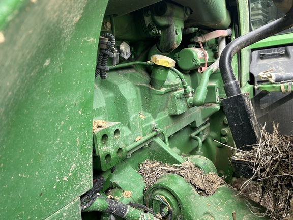 Photo of 2014 John Deere 8335R