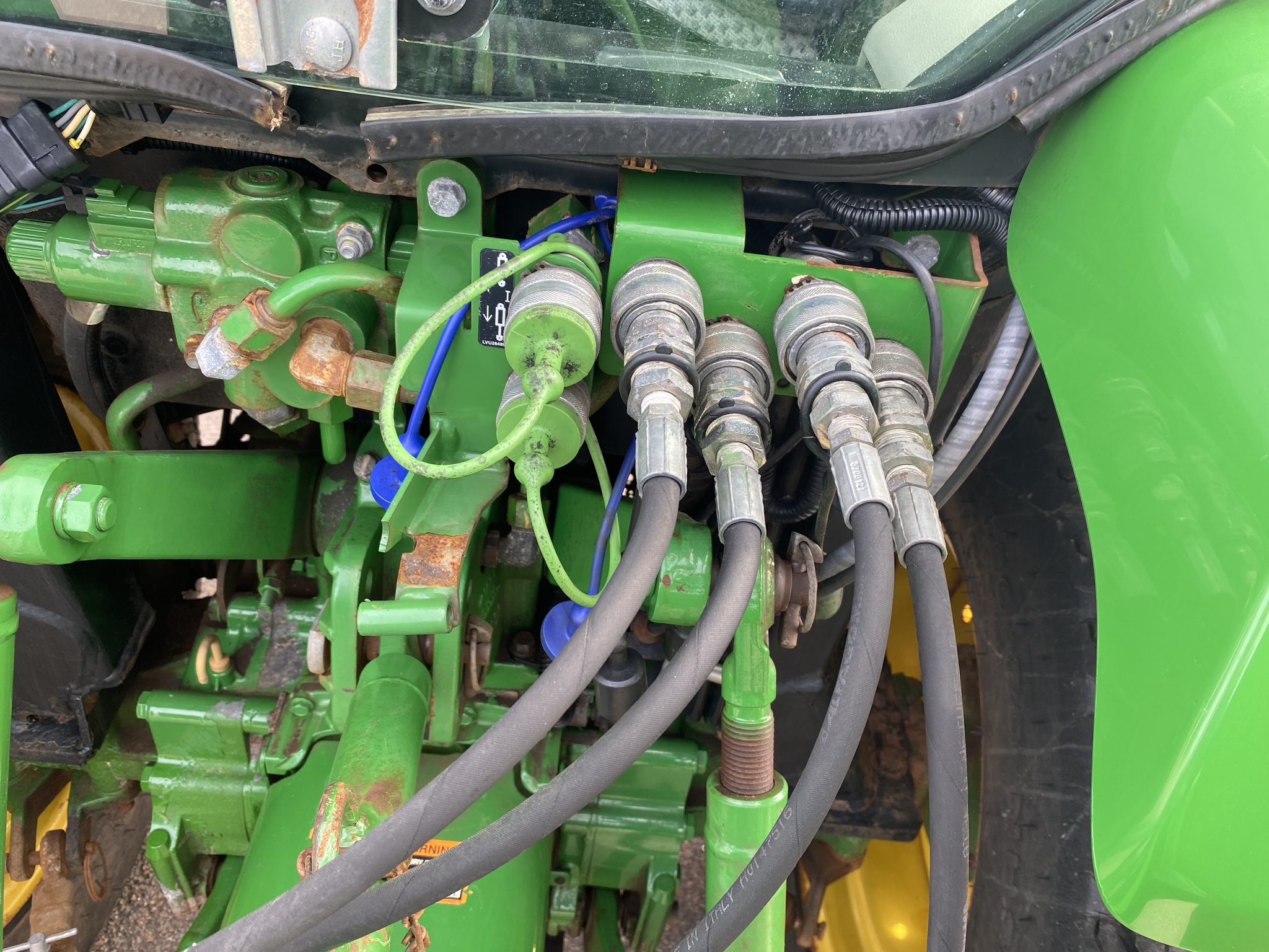 2018 John Deere 3039R Image 7