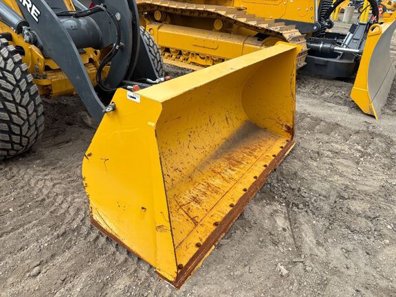 2024 John Deere 324P