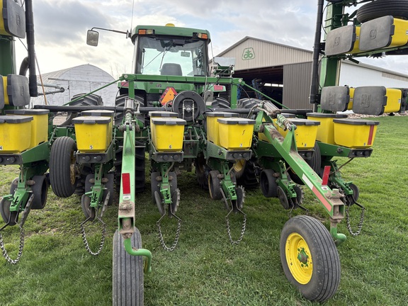  John Deere 7300 - Photo3