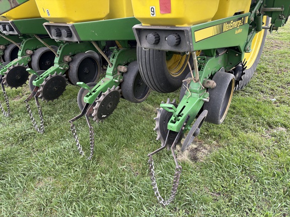  John Deere 7300 - Photo6