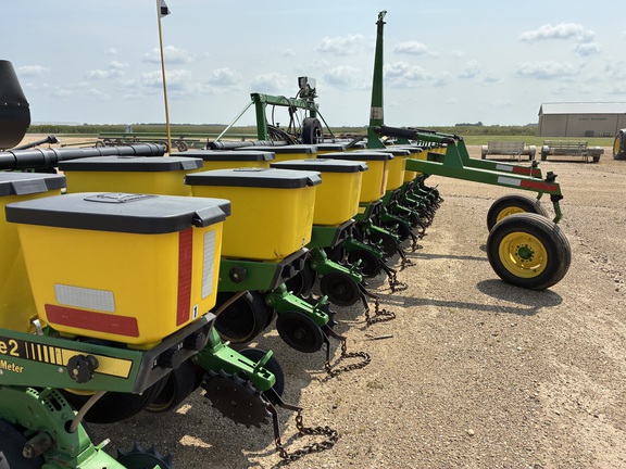 1994 John Deere 7300 - Photo13