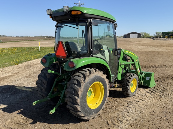 2026 John Deere 3039R - Photo3