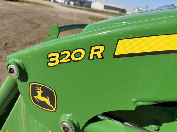 2026 John Deere 3039R - Photo15