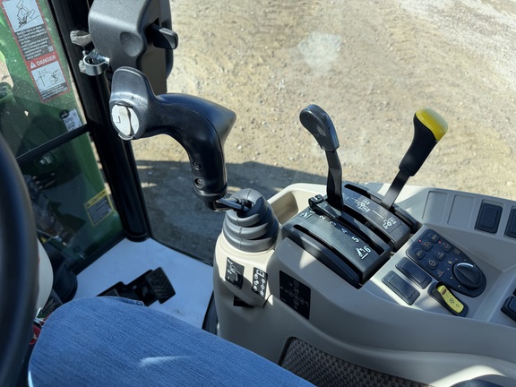 2026 John Deere 3039R - Photo33