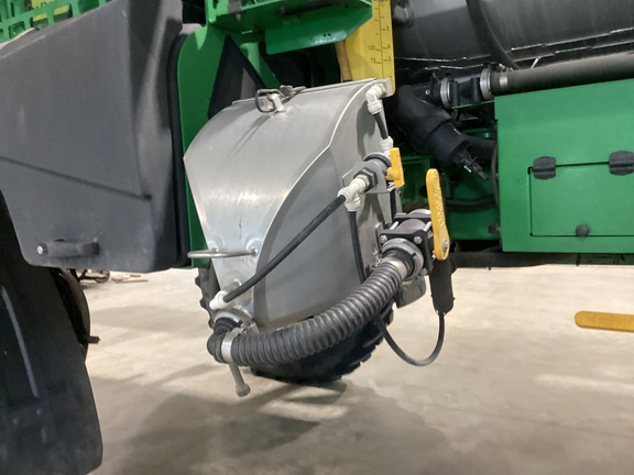 2024 John Deere 612R - Photo10