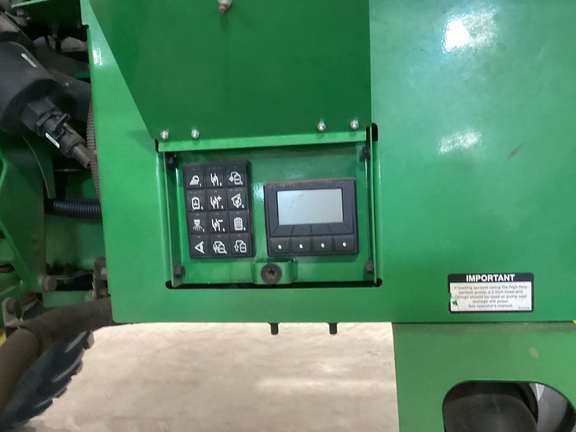2024 John Deere 612R - Photo9
