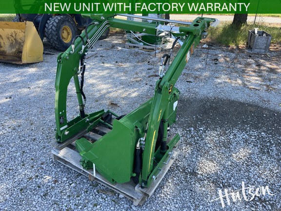 Photo of 2024 John Deere 120E